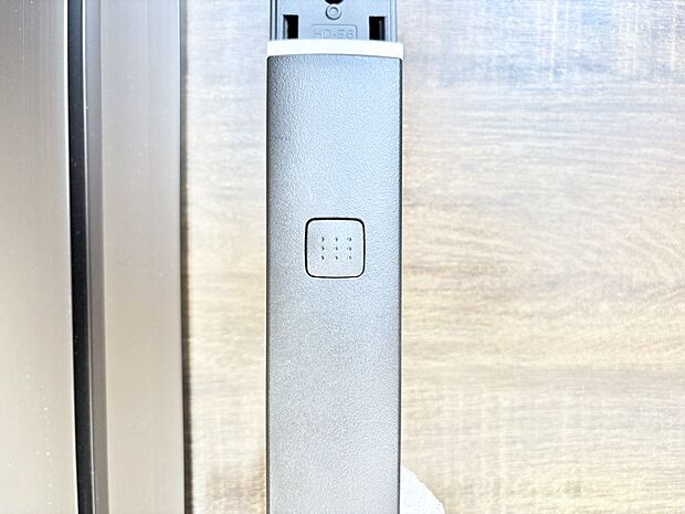 【玄関】ラクラク開錠！スマートコントロールキー。