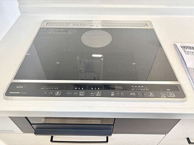 【その他設備(IHクッキングヒーター)】火を使わないIHクッキングヒーターはお子様にも安心!