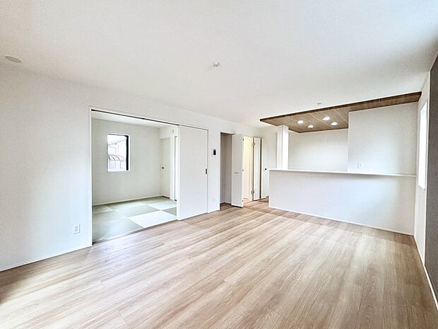 【ダイニング】家族が自然と集まる憩いのスペースになりそう