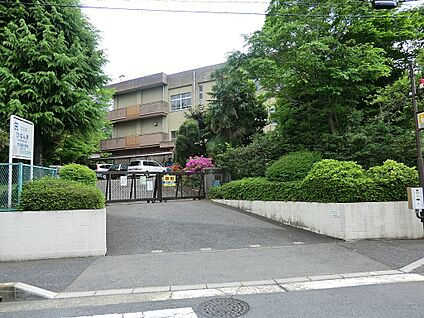 さいたま市立大谷場小学校 300m