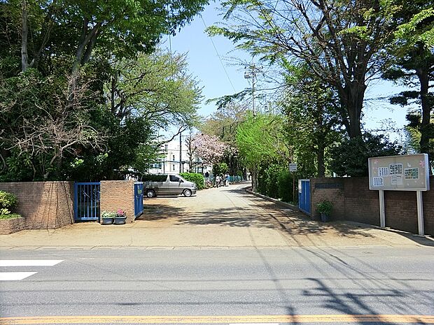 川口市立安行中学校(約1,200m・徒歩15分)