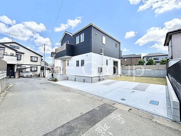【前面道路含む現地写真】堂々完成！！ ここから始まる新生活を応援いたします！ 