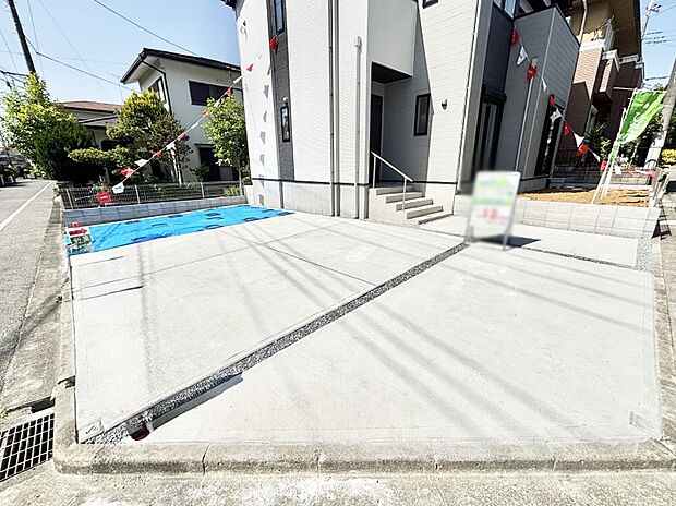 【駐車場】生活に欠かせない駐車スペース。