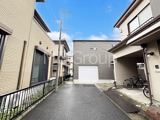 【前面道路含む現地写真】ここから始まる新生活を応援いたします