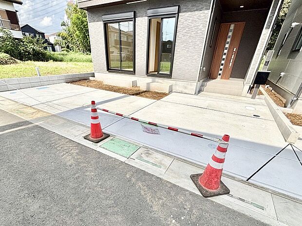 【駐車場】生活に欠かせない駐車スペース。