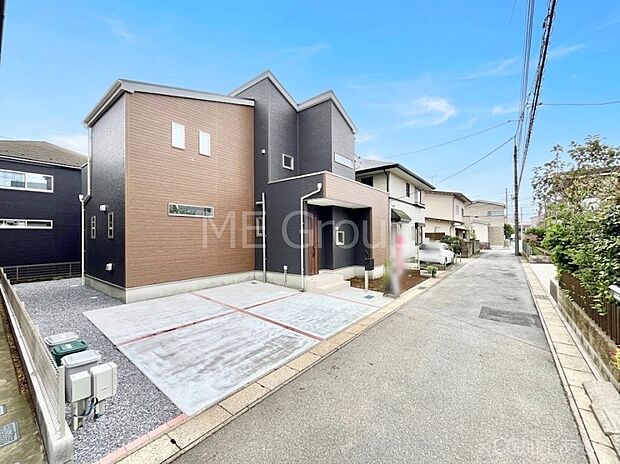 【前面道路含む現地写真】堂々完成！！ ここから始まる新生活を応援いたします！ 