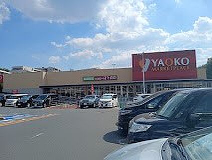 ヤオコー 朝霞岡店 3400m