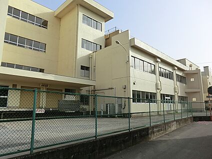 所沢市立三ケ島中学校 750m