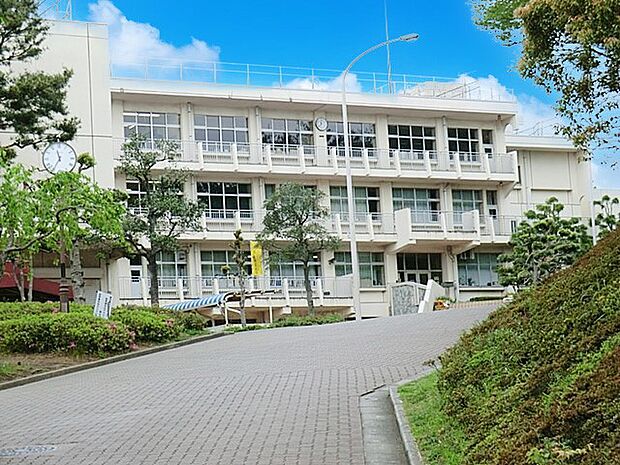 所沢市立上山口中学校（約850m）