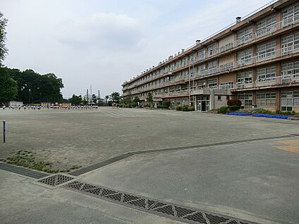 川越市立福原小学校 2000m(25分)
