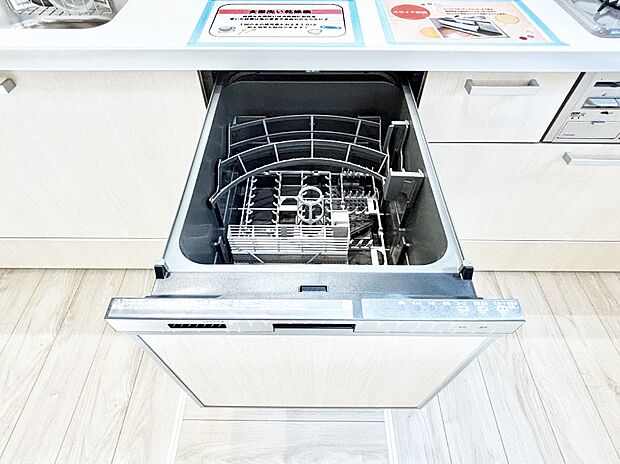【その他設備(食洗機)】面倒なお片づけは食洗機にお任せ!家事の負担が減って、時間にも気持ちにもゆとりができます。