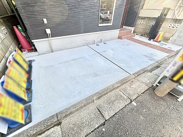 【駐車場】生活に欠かせない駐車スペース。