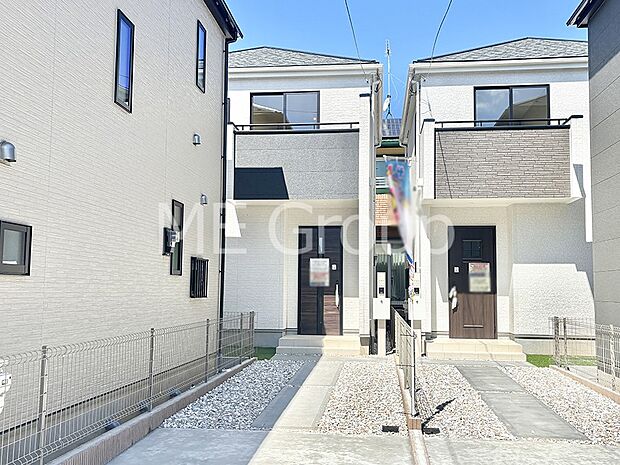 【現地外観写真】洗練された外観、上質な住空間が広がる室内は永く安心して過ごせる住居です。