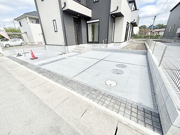 【駐車場】生活に欠かせない駐車スペース。