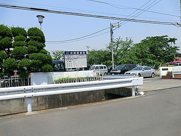 岩槻南病院（約2,400m・徒歩30分）