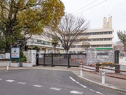 三郷市立吹上小学校 400m