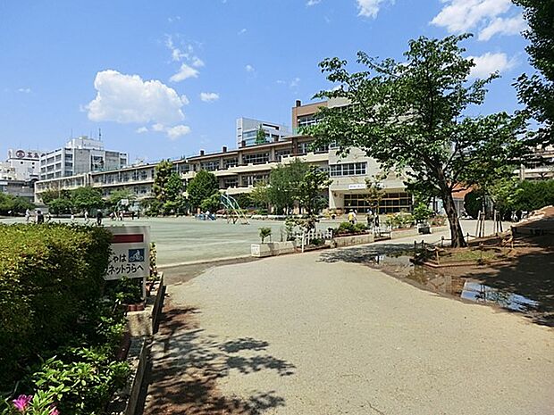 さいたま市立大宮小学校（約1,000m・徒歩13分）
