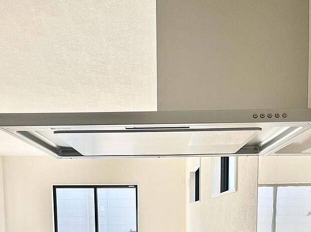 【その他設備(レンジフード)】基本的なお手入れはフィルターのみ！お手入れのしやすさも魅力です。