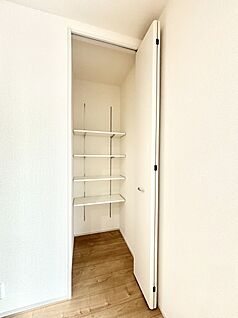 その他設備(リビング収納)