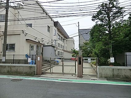 足立区立栗島小学校 210m(3分)