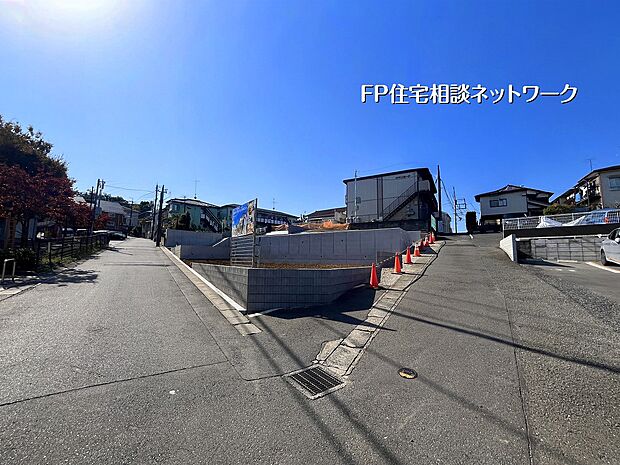 造成完了済みで建築スタートもスムーズ。静かな住環境に佇む2階建て対応区画で、安心感ある暮らしをご提案します。