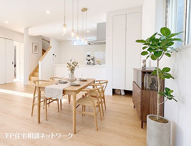 【内観】建物プラン例、建物価格1870万円、建物面積95m2