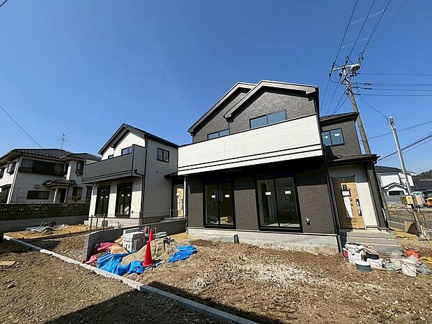 日当たり良好!暮らしに便利な設備で快適に暮らせる住まいです。現地(2026年3月)撮影