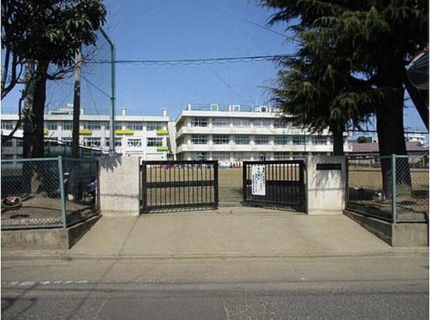 東仙台中学校(約560m)