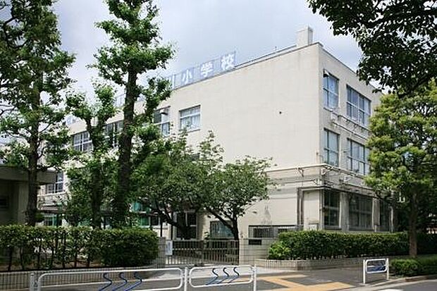 江戸川区立東小松川小学校（約720m）