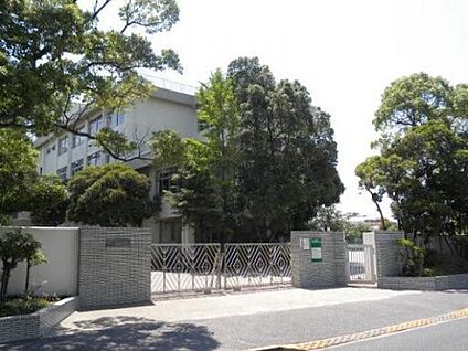 江戸川区立篠崎第二中学校 550ｍ