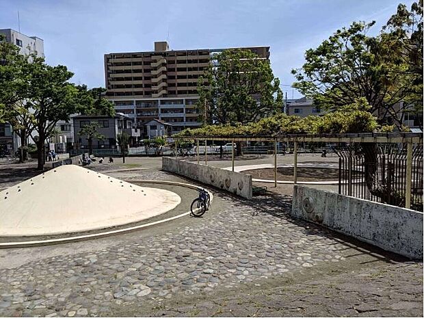 砂三丁目公園（約860m）