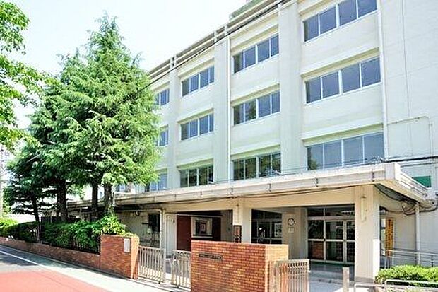江戸川区立小岩第一中学校（約430m）