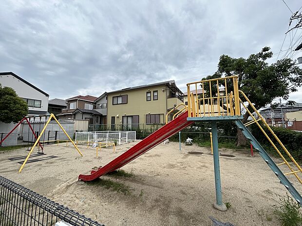 南上町2丁目児童遊園（約270m）