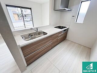 31(土)1(日)現地説明会　岸和田市春木大小路町　全10邸 その他