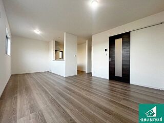 31(土)1(日)現地説明会　東大阪市大蓮北　全3邸 その他