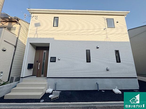 安心の10年保証!外観を美しく保ち、雨水で汚れを落とします!気になることがありましたら、お気軽にお問い合わせください!