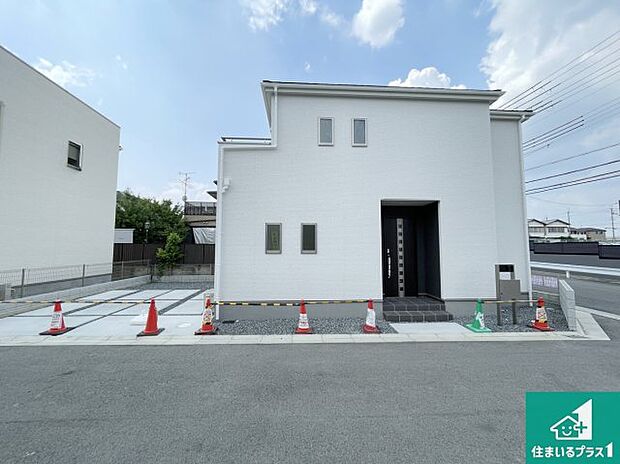 安心の10年保証!外観を美しく保ち、雨水で汚れを落とします!気になることがありましたら、お気軽にお問い合わせください!