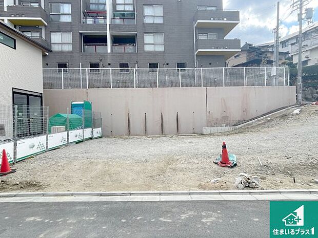 現在建築中!落ち着いた街並みで新生活を始めることが出来そう!周辺の物件も併せてご紹介させて頂きます!