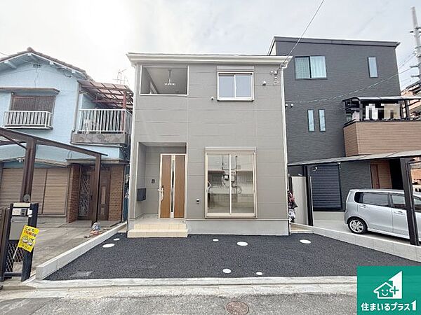 安心の10年保証！外観を美しく保ち、雨水で汚れを落とします！気になることがありましたら、お気軽にお問い合わせください！