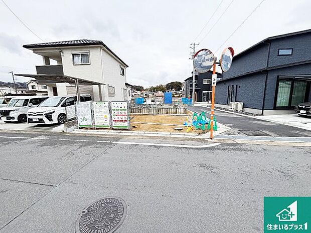 現在はこんな感じです。完成までが待ち遠しいですね。