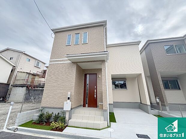 安心の10年保証!外観を美しく保ち、雨水で汚れを落とします!気になることがありましたら、お気軽にお問い合わせください!