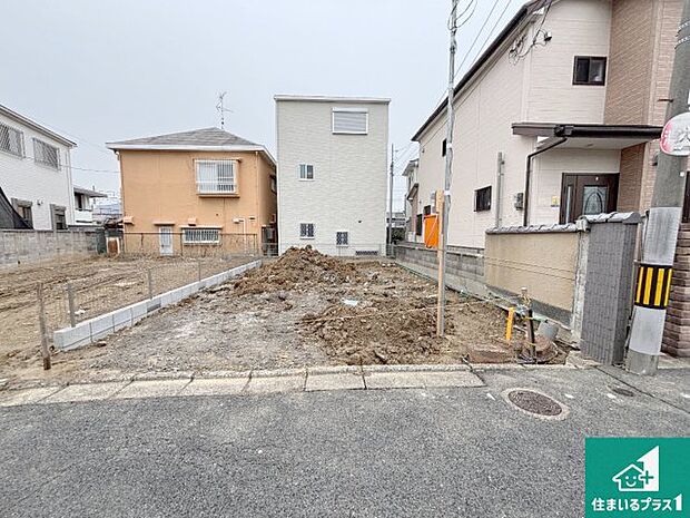 現在建築中!落ち着いた街並みで新生活を始めることが出来そう!周辺の物件も併せてご紹介させて頂きます!