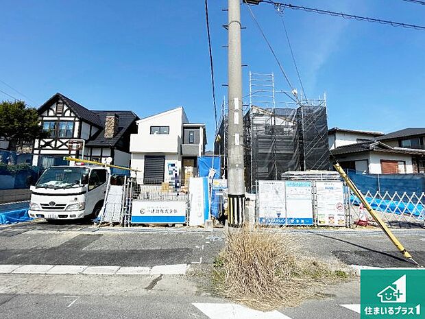 現在はこんな感じです。完成までが待ち遠しいですね。