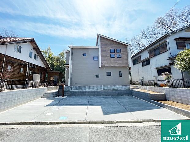 安心の10年保証!外観を美しく保ち、雨水で汚れを落とします!気になることがありましたら、お気軽にお問い合わせください!