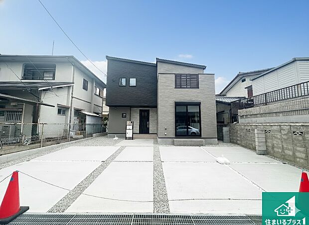 安心の10年保証！外観を美しく保ち、雨水で汚れを落とします！気になることがありましたら、お気軽にお問い合わせください！