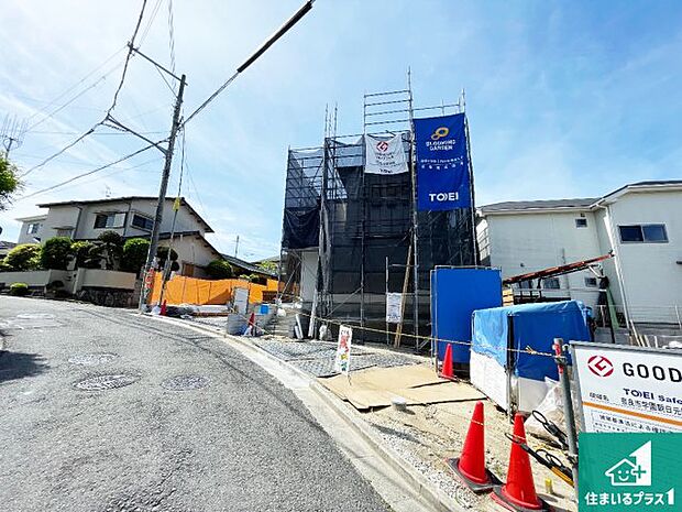 現在はこんな感じです。完成までが待ち遠しいですね。