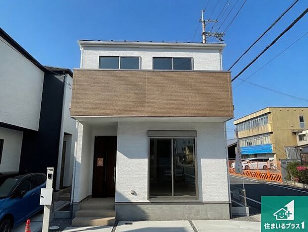 安心の10年保証!外観を美しく保ち、雨水で汚れを落とします!気になることがありましたら、お気軽にお問い合わせください!
