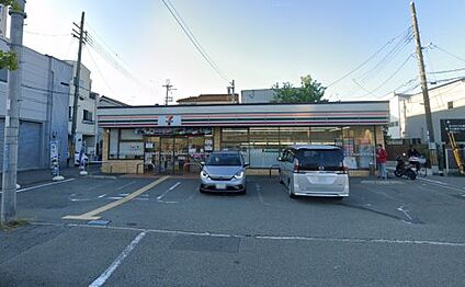 セブンイレブン 豊中穂積1丁目店 徒歩340m