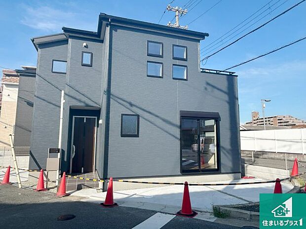 【外観】安心の10年保証！外観を美しく保ち、雨水で汚れを落とします！気になることがありましたら、お気軽にお問い合わせください！