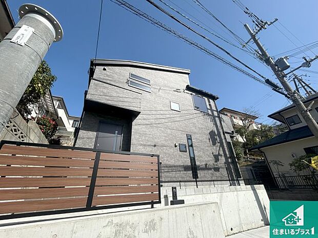 【外観】安心の10年保証！外観を美しく保ち、雨水で汚れを落とします！気になることがありましたら、お気軽にお問い合わせください！